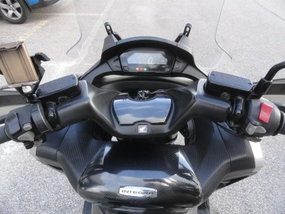 Honda Integra 750 DCT (2016 - 17) (13)