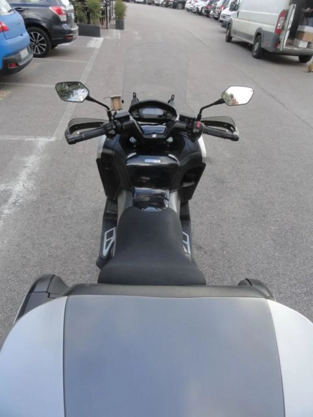 Honda Integra 750 DCT (2016 - 17) (8)