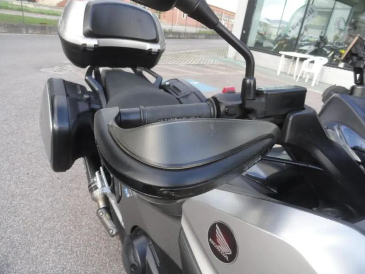 Honda Integra 750 DCT (2016 - 17) (16)