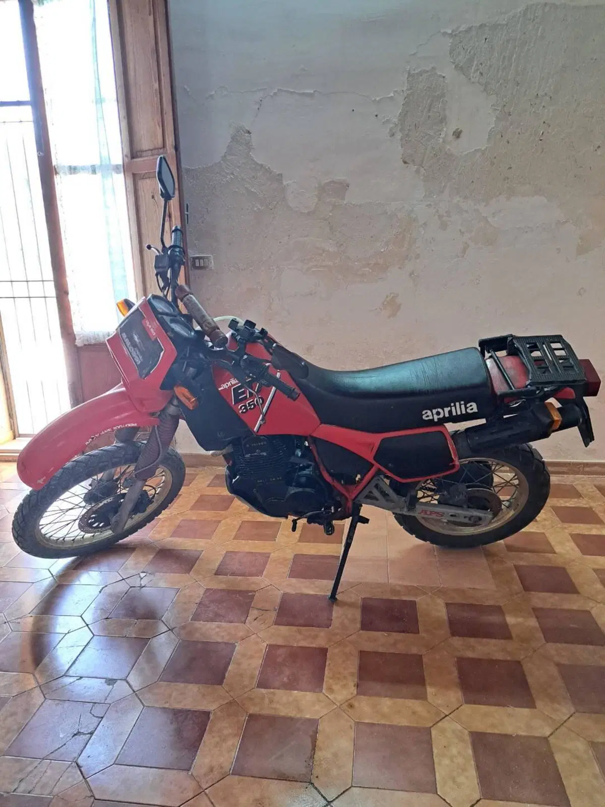 Aprilia Etx 350 (2)