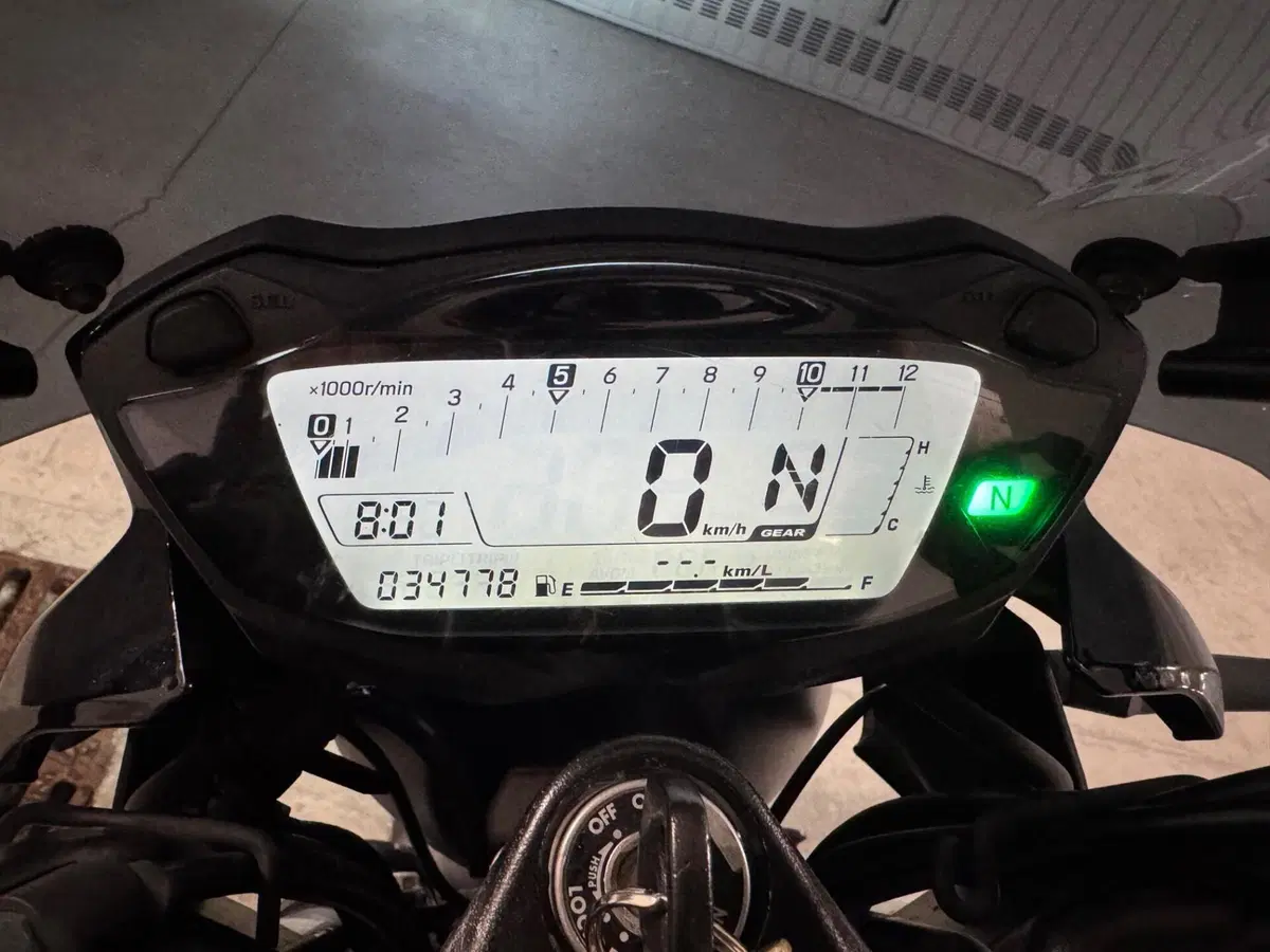 Suzuki SV 650 (2016 - 20) (5)