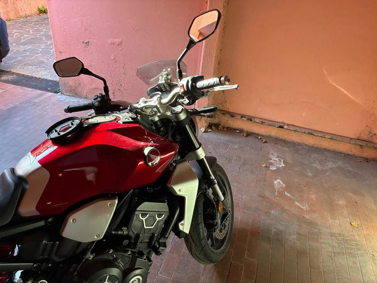 Honda CB 1000 R + Neo Sport Cafè (2019 - 20) (3)