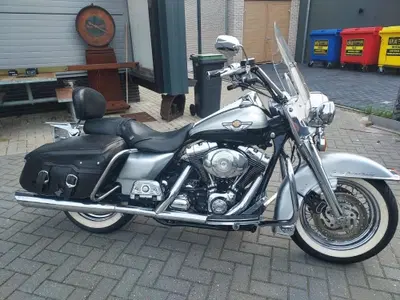 Harley-Davidson 1450 Road King Classic (1999 - 02) - FLHRCI usata