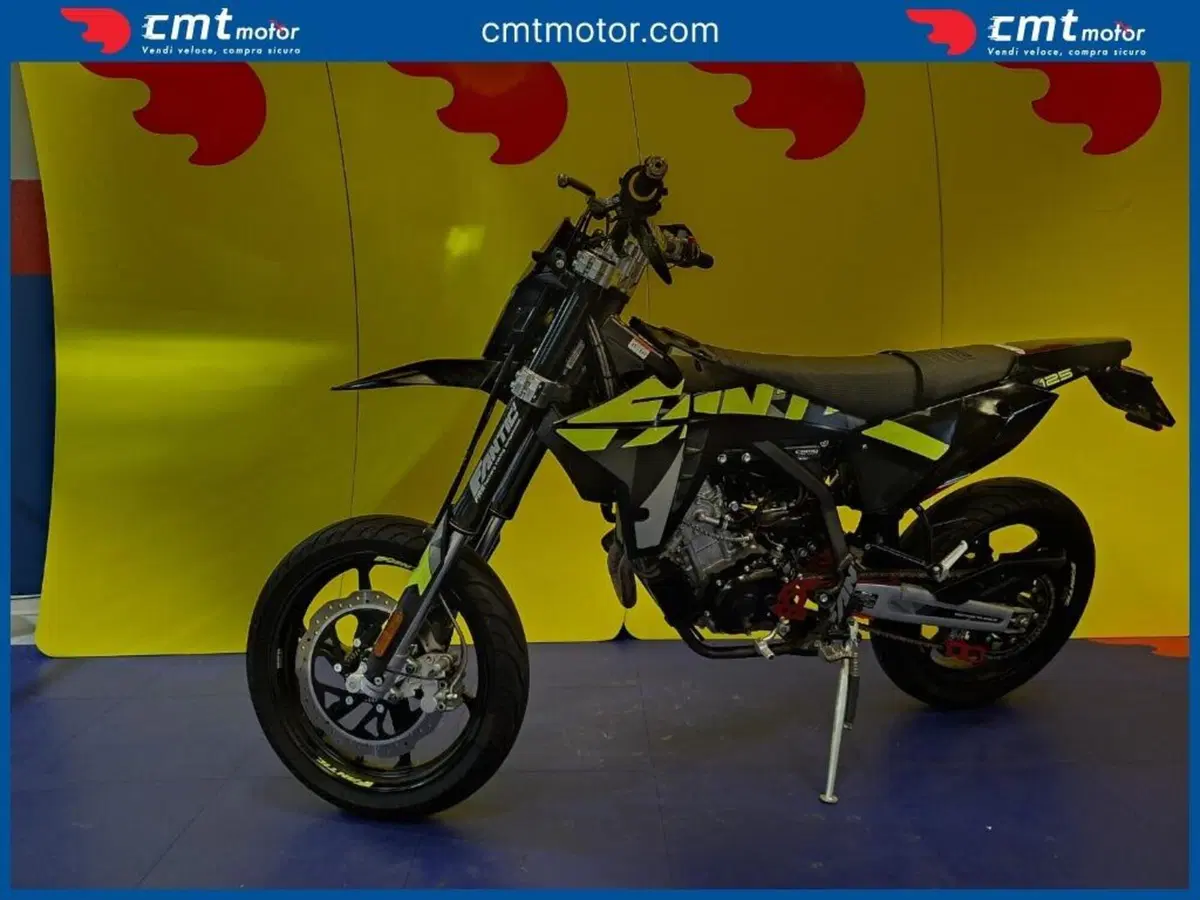 Fantic Motor XMF 125 Competition (2025 - 26) (4)