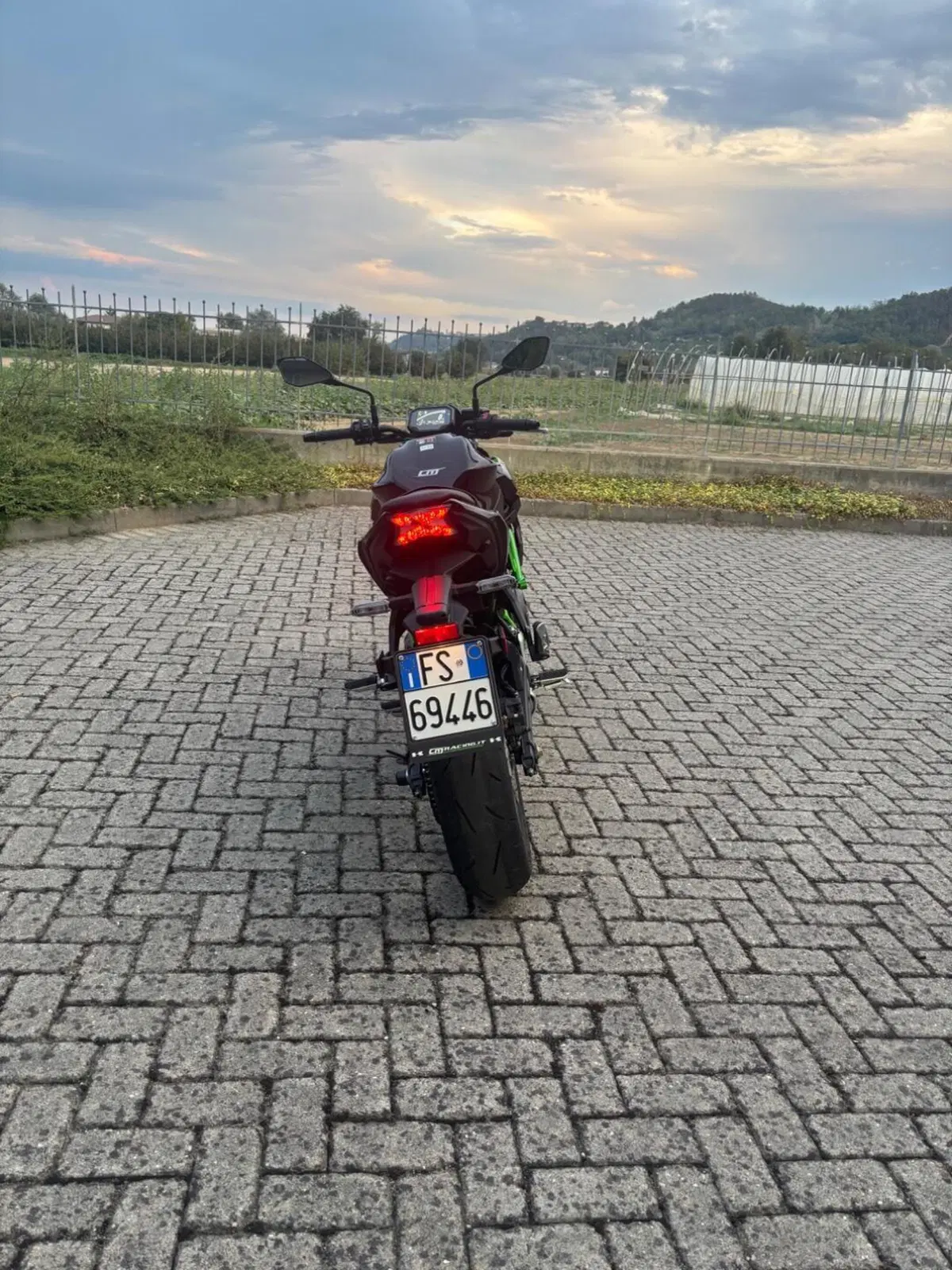 Kawasaki Z 650 (2021 - 24) (4)