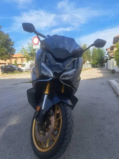 Honda Forza 750 DCT Special Edition (2024) usata