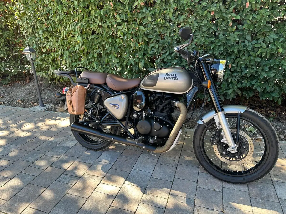 Royal Enfield Classic 350 (2021 - 26) (2)