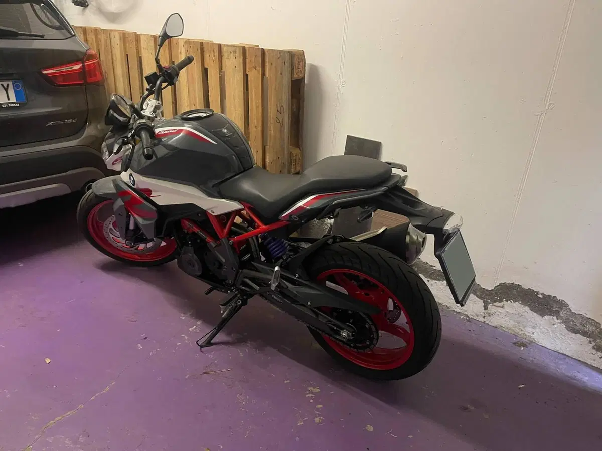 Bmw G 310 R (2021 - 25) (2)