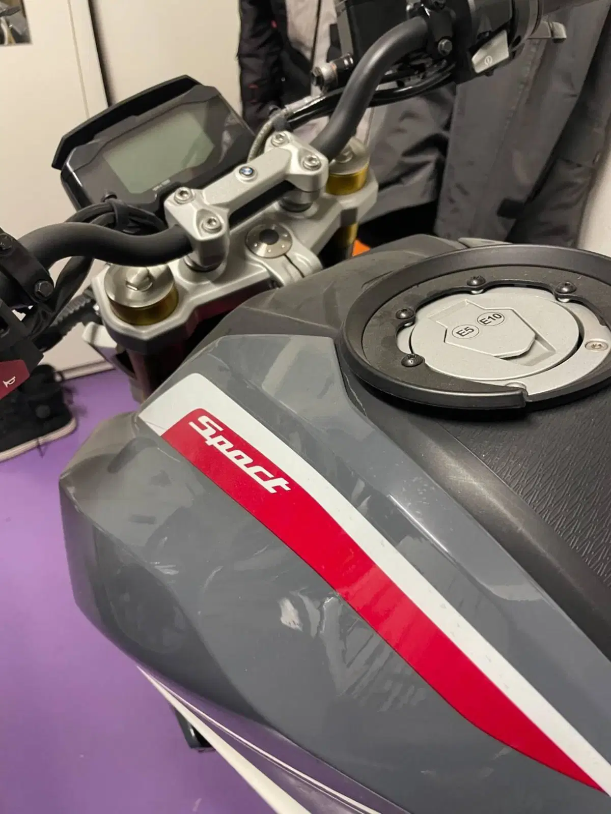 Bmw G 310 R (2021 - 25) (4)