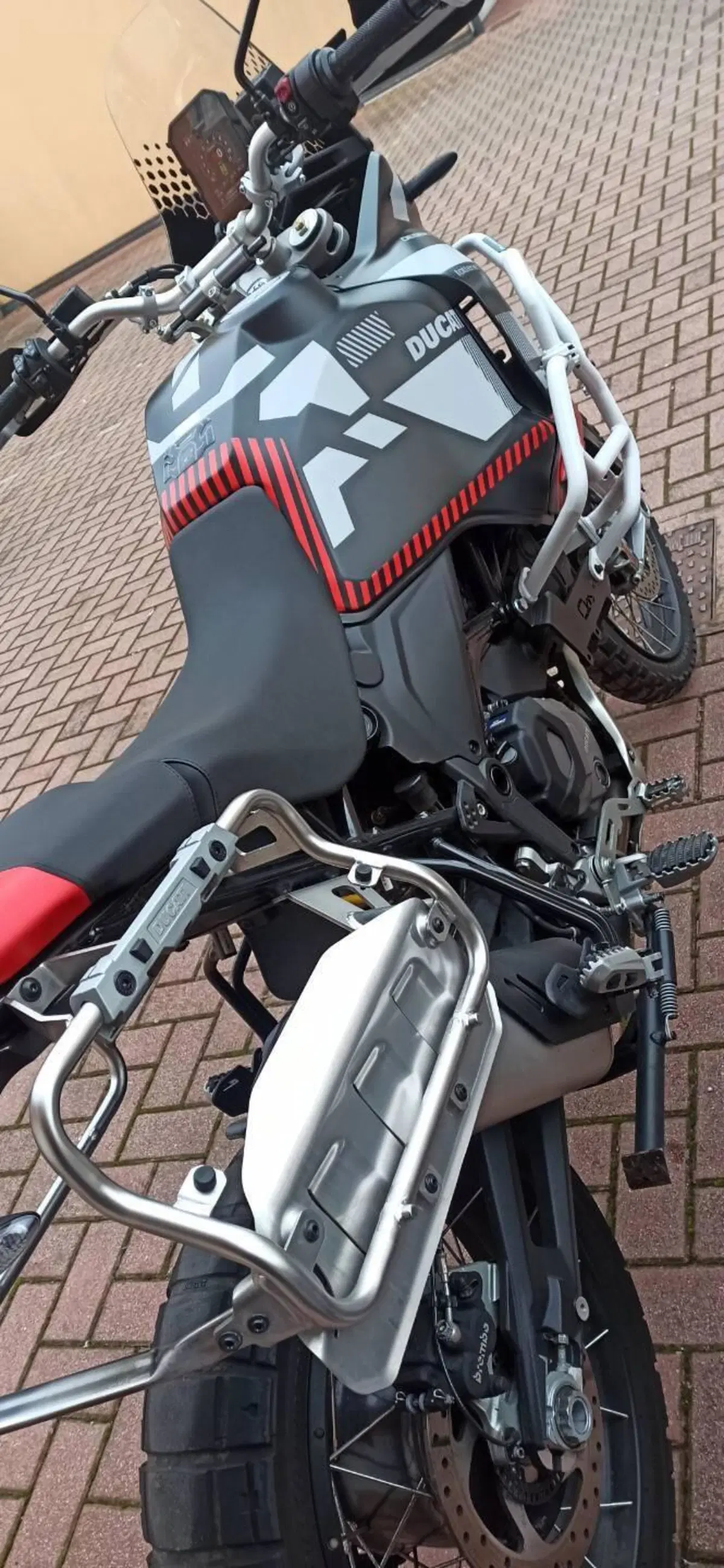Ducati DesertX (2022 - 25) (3)