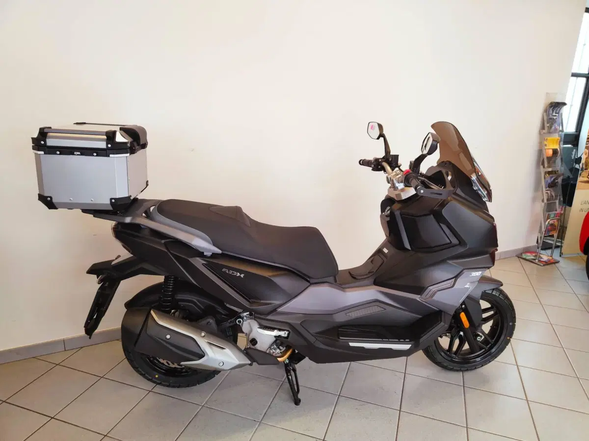 Sym ADX 300 (2024 - 26) (8)