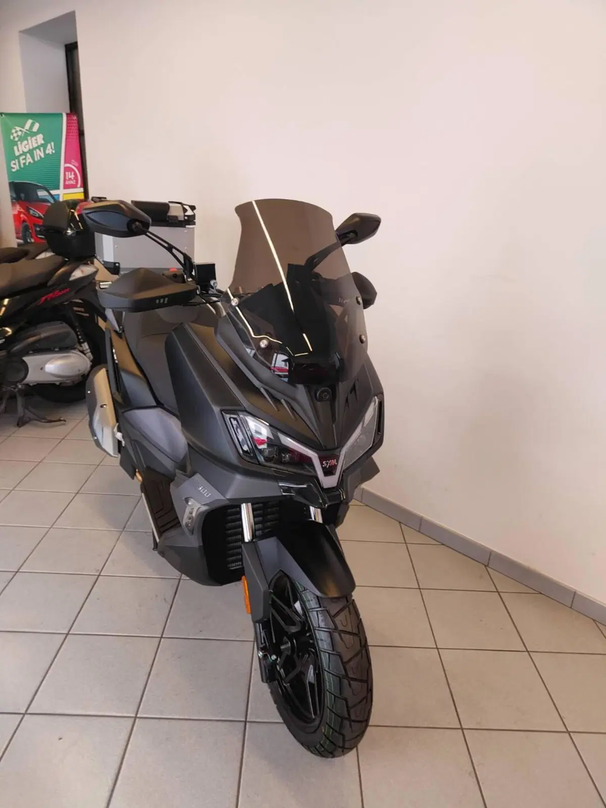 Sym ADX 300 (2024 - 26) (14)