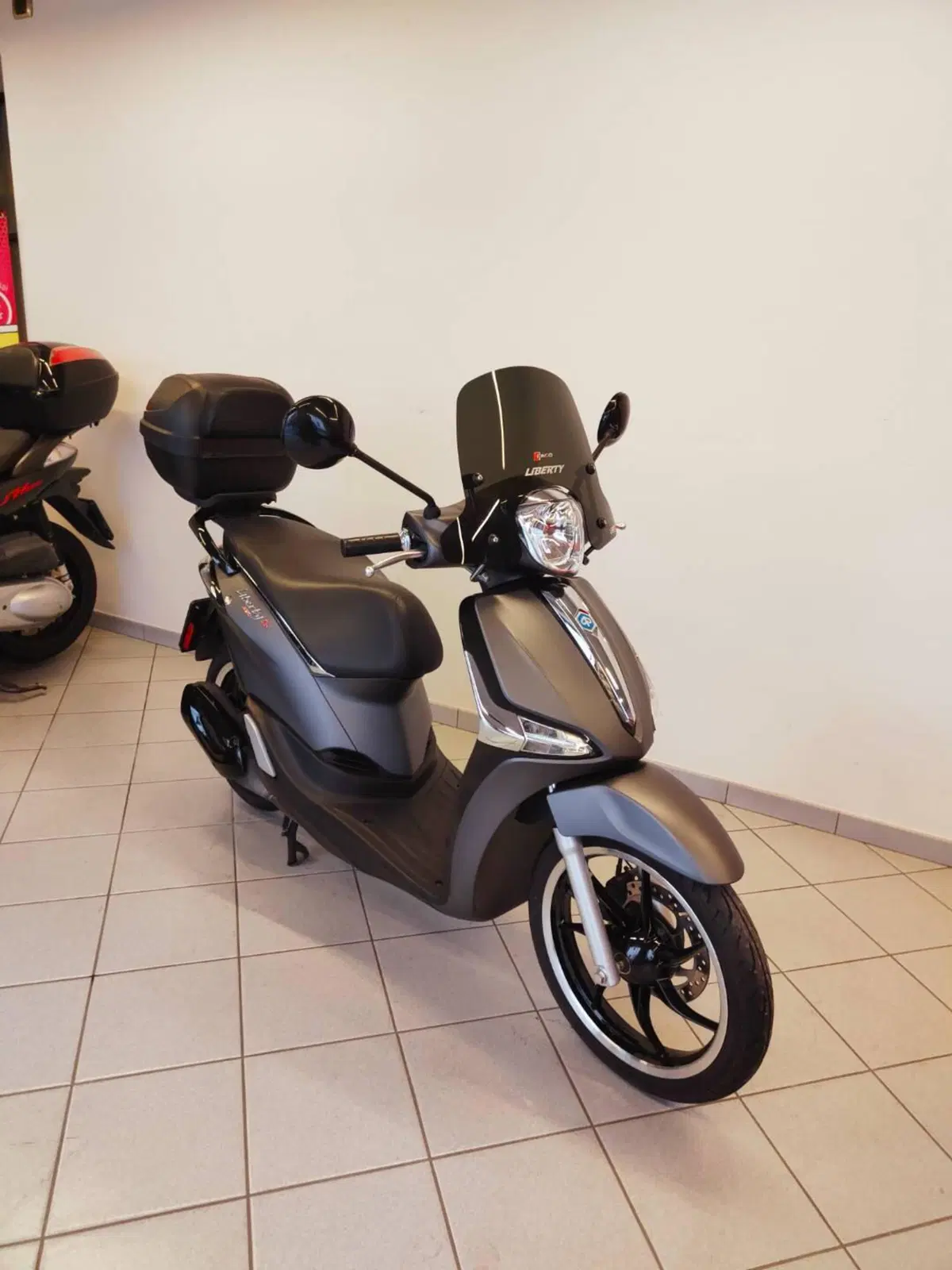 Piaggio Liberty 150 S ABS (2017 - 20) (4)