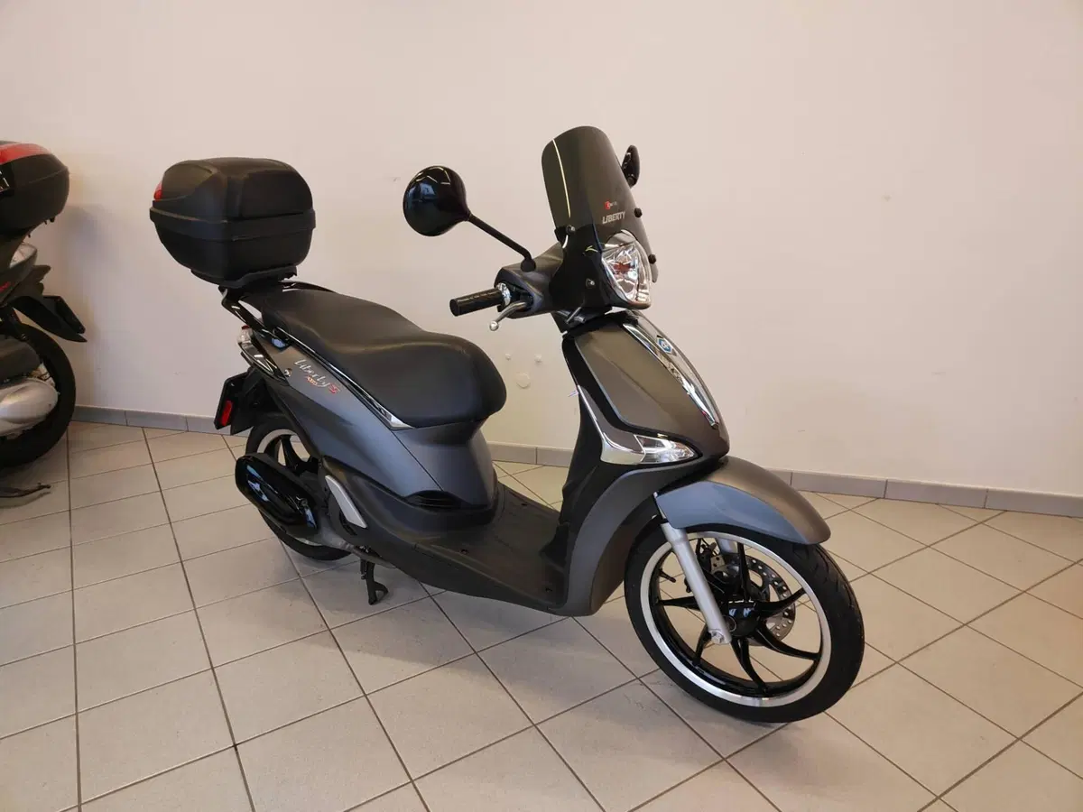 Piaggio Liberty 150 S ABS (2017 - 20) (10)