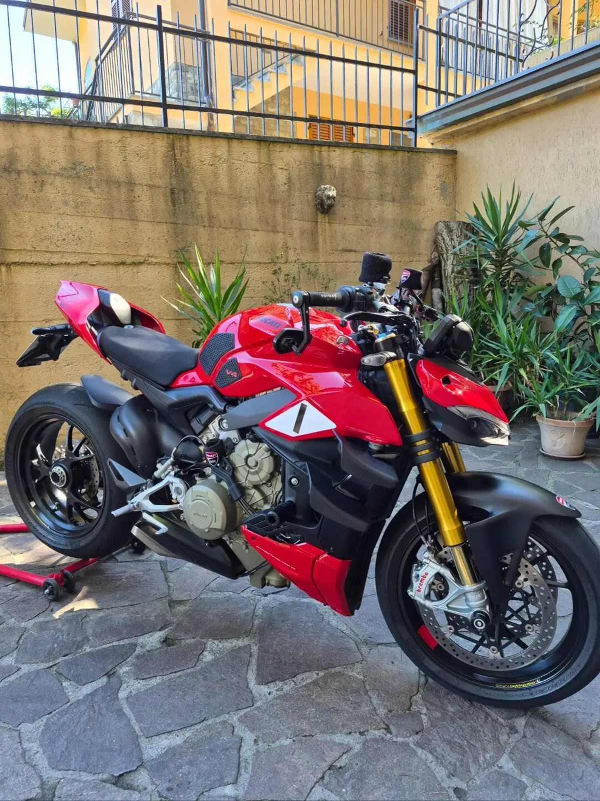 Ducati Streetfighter V4 1100 S (2020) (2)