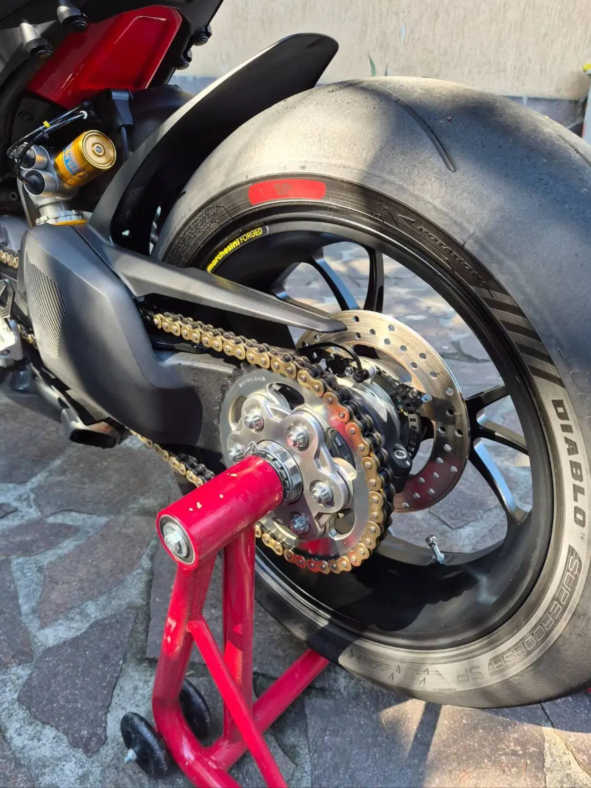 Ducati Streetfighter V4 1100 S (2020) (3)
