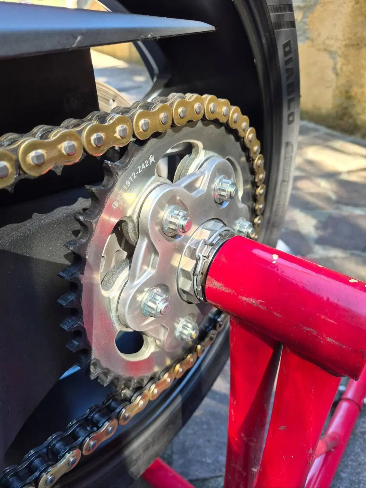 Ducati Streetfighter V4 1100 S (2020) (7)