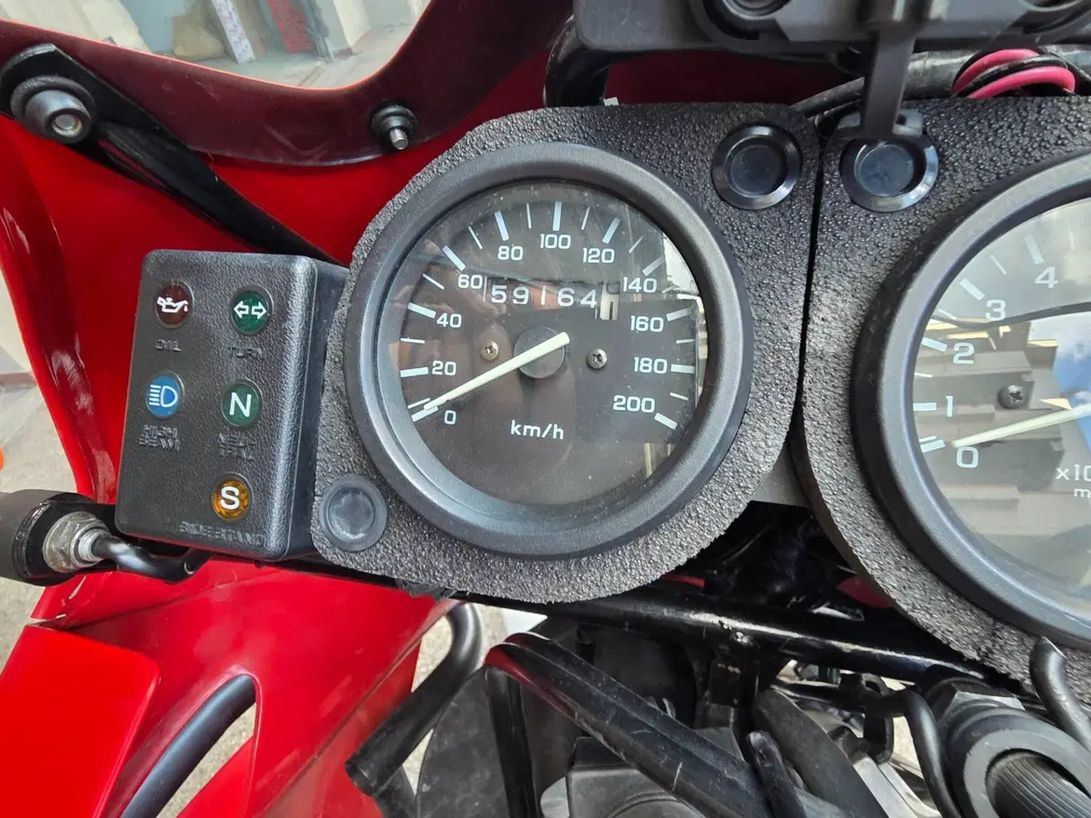 Honda Africa Twin XRV 750 (1996 - 02) (4)