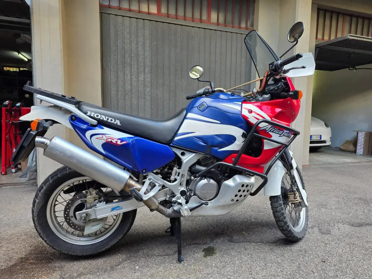 Honda Africa Twin XRV 750 (1996 - 02) (7)