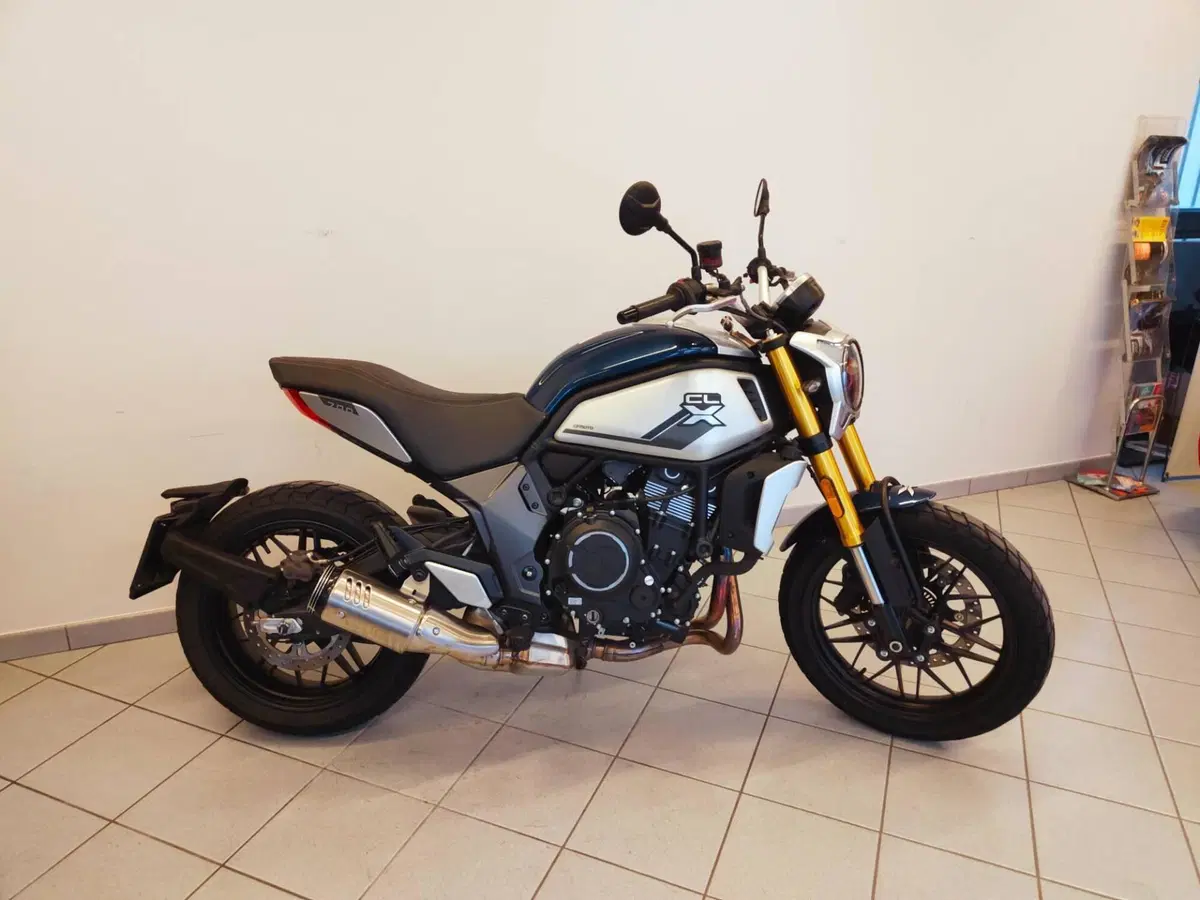 CFMOTO 700CL-X Heritage (2021 - 26)