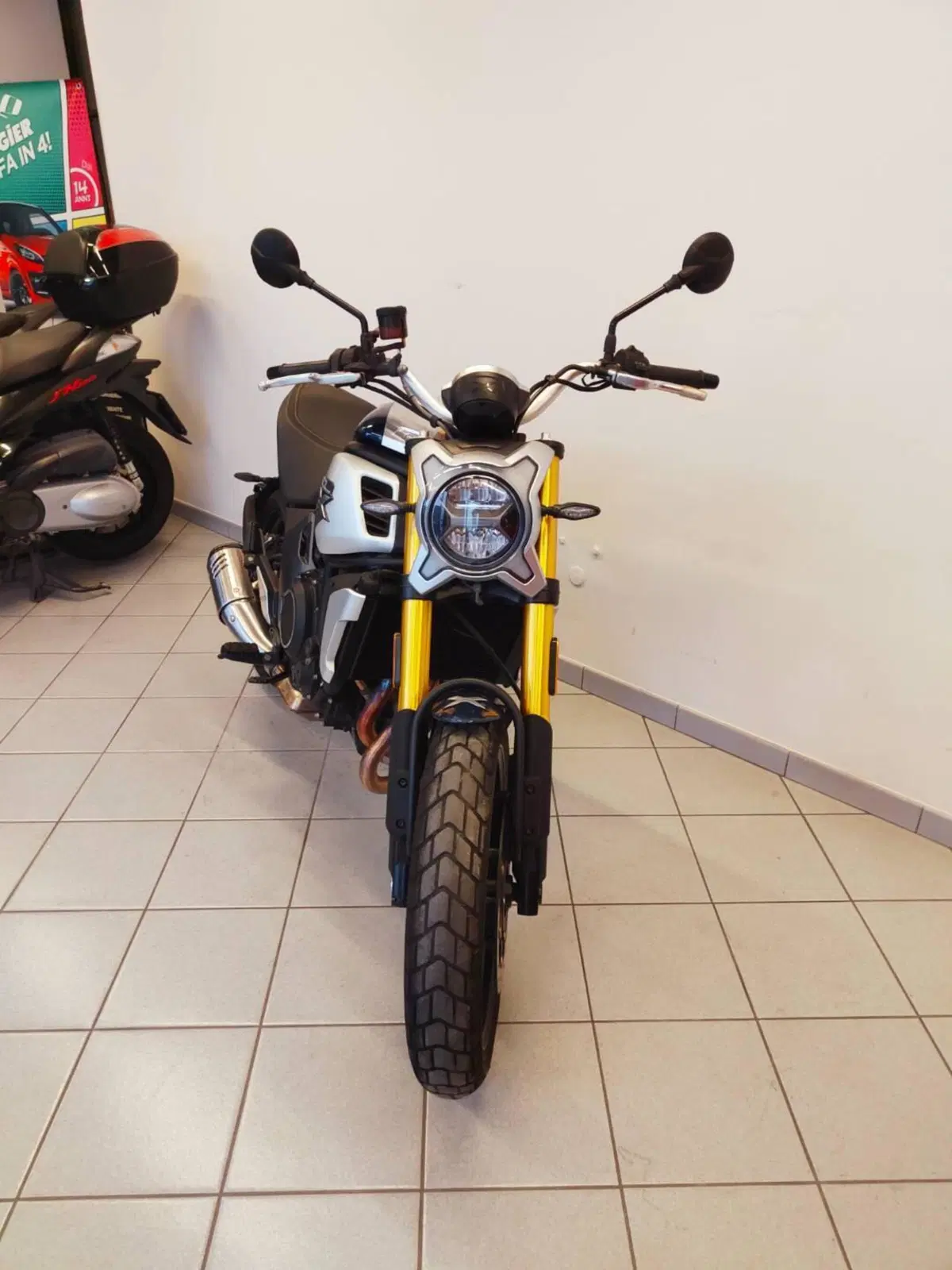 CFMOTO 700CL-X Heritage (2021 - 26) (7)