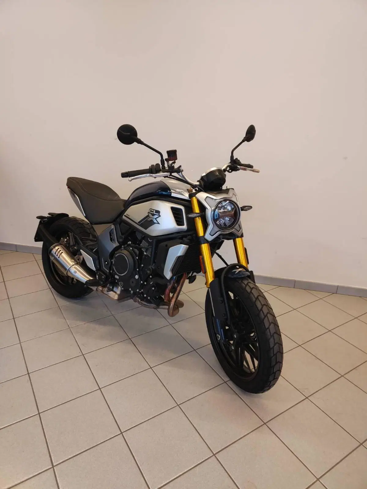 CFMOTO 700CL-X Heritage (2021 - 26) (13)