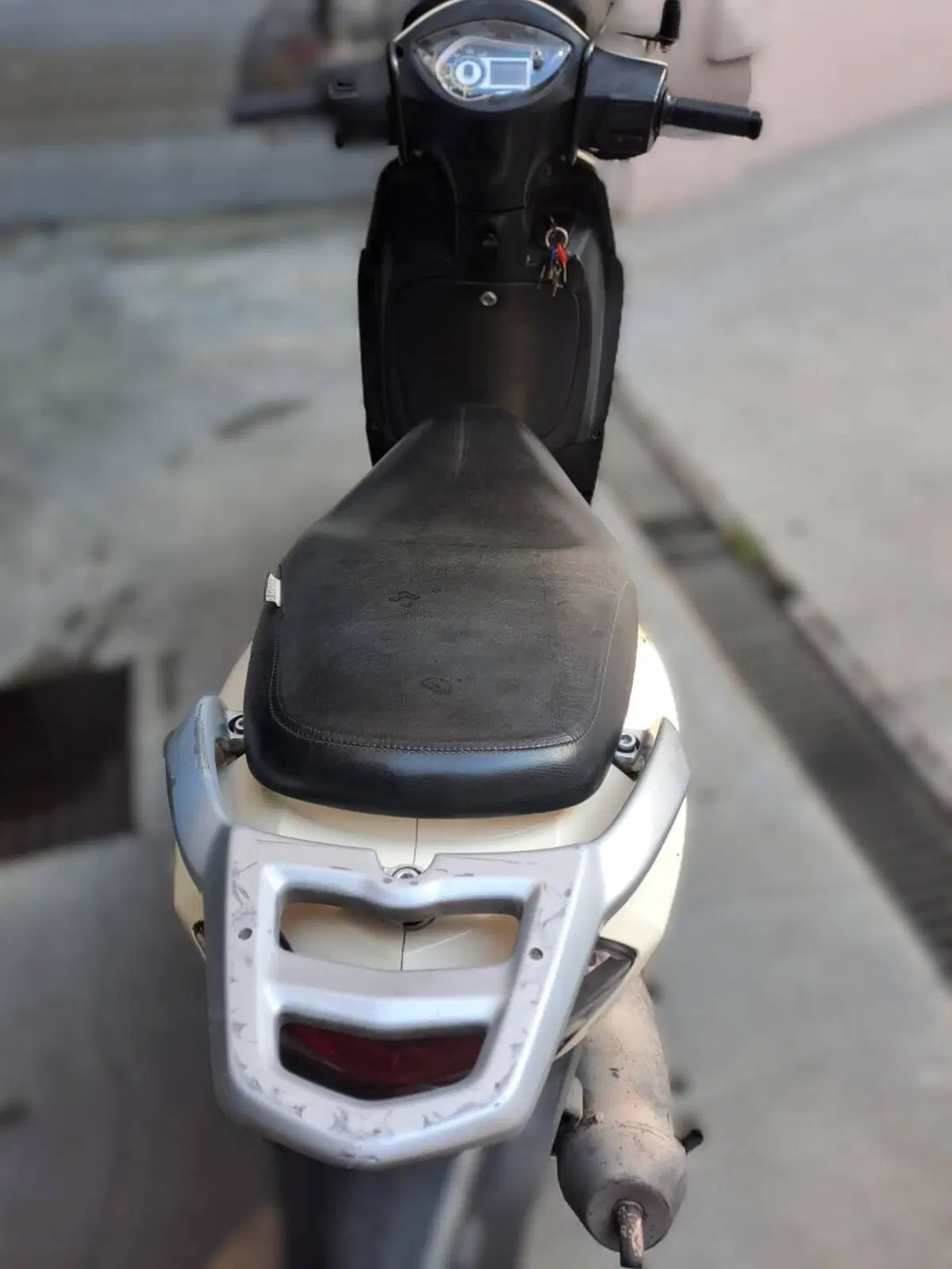 Peugeot Tweet 125 (2010 - 14) (4)