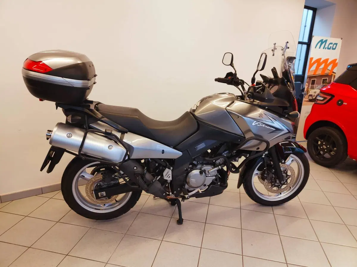Suzuki V-Strom 650 Traveller ABS (2008 - 11) (8)