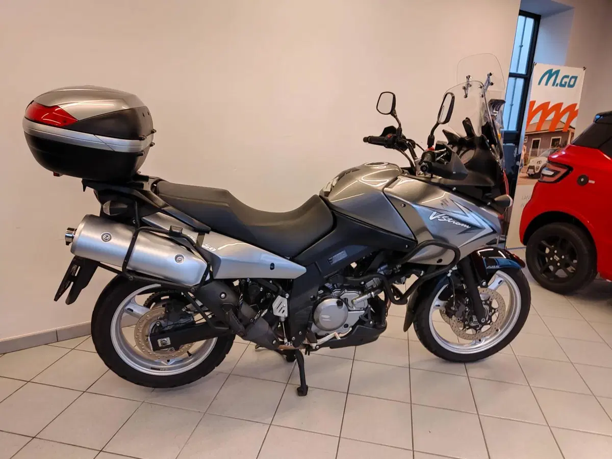 Suzuki V-Strom 650 Traveller ABS (2008 - 11) (9)