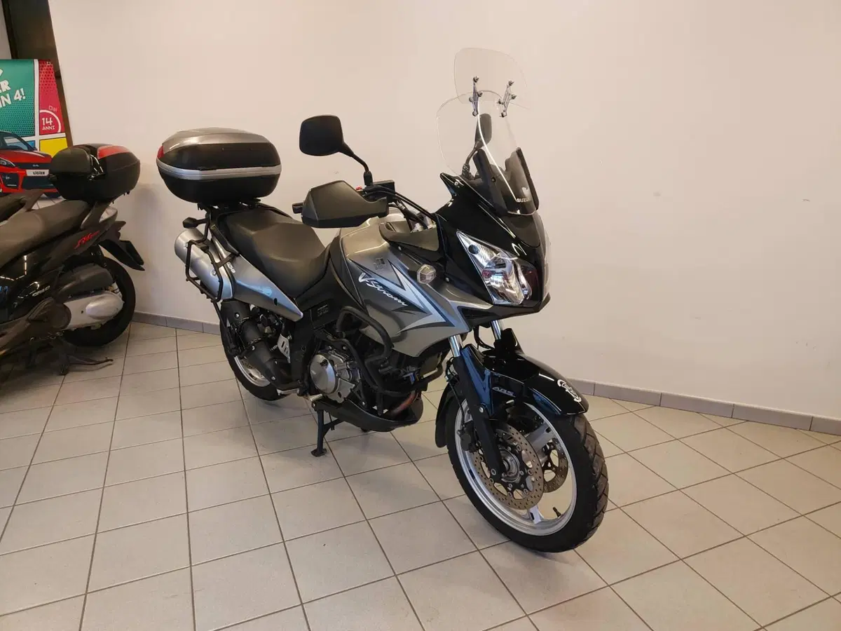 Suzuki V-Strom 650 Traveller ABS (2008 - 11) (12)