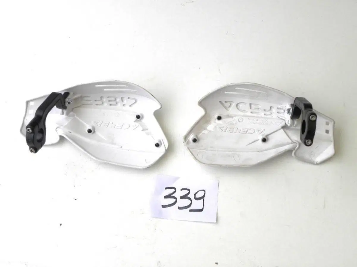 Coppia paramani Acerbis (n. 339), cod.: 2000000907 (3)