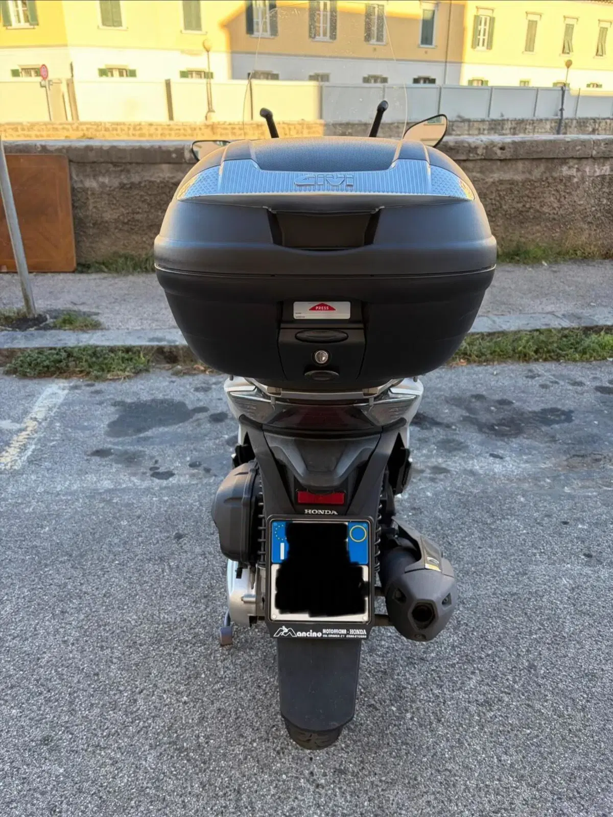 Honda SH 150i (2017 - 19) (3)