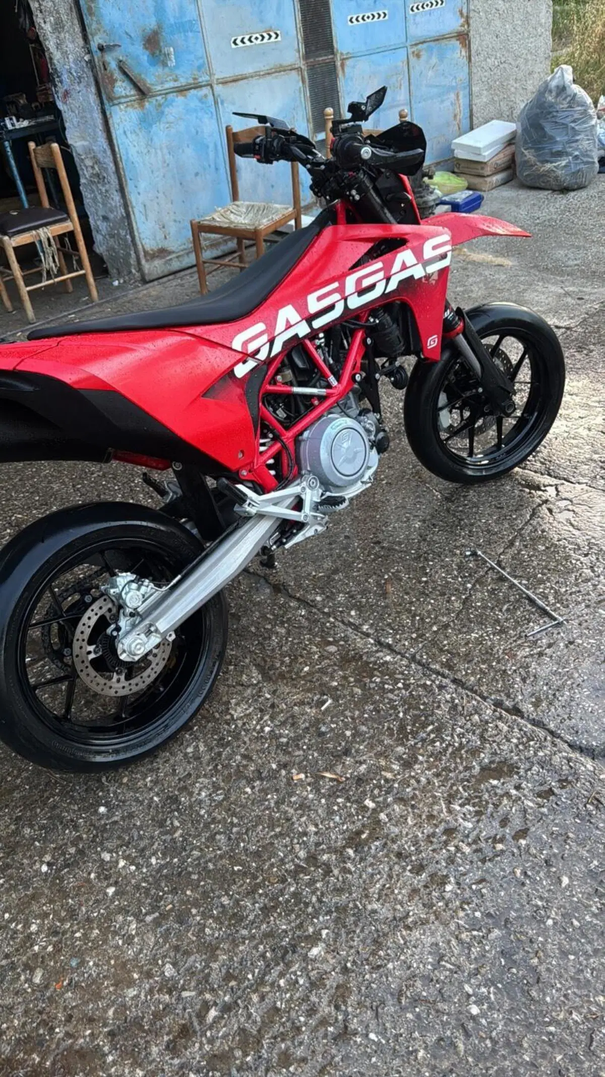 GASGAS SM 700 (2022 - 26) (4)