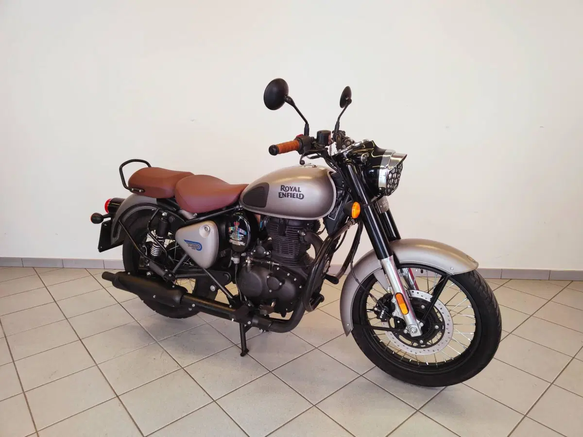 Royal Enfield Classic 350 (2021 - 26) (10)
