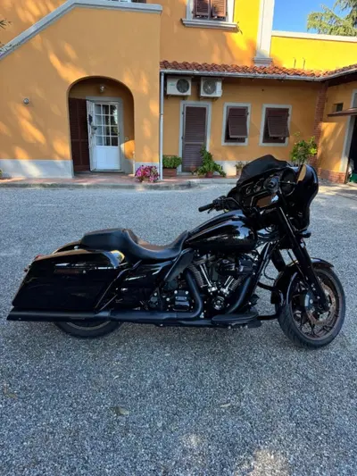 Harley-Davidson Street Glide ST (2022 - 23) usata