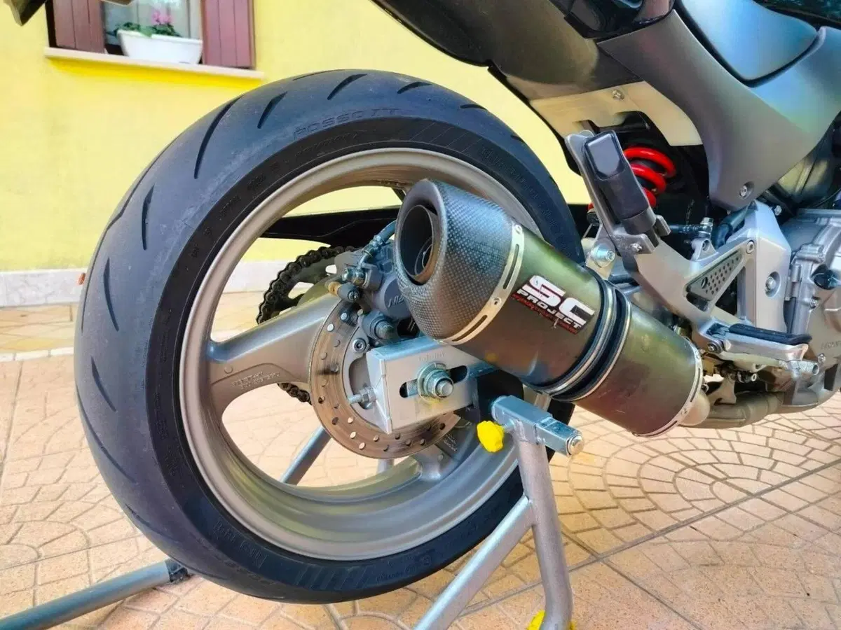 Honda Hornet 600 (2000 - 02) (8)
