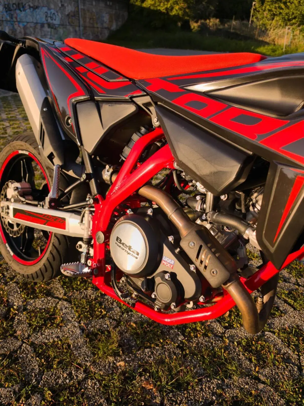Betamotor RR 125 4T Motard LC (2021 - 23) (3)