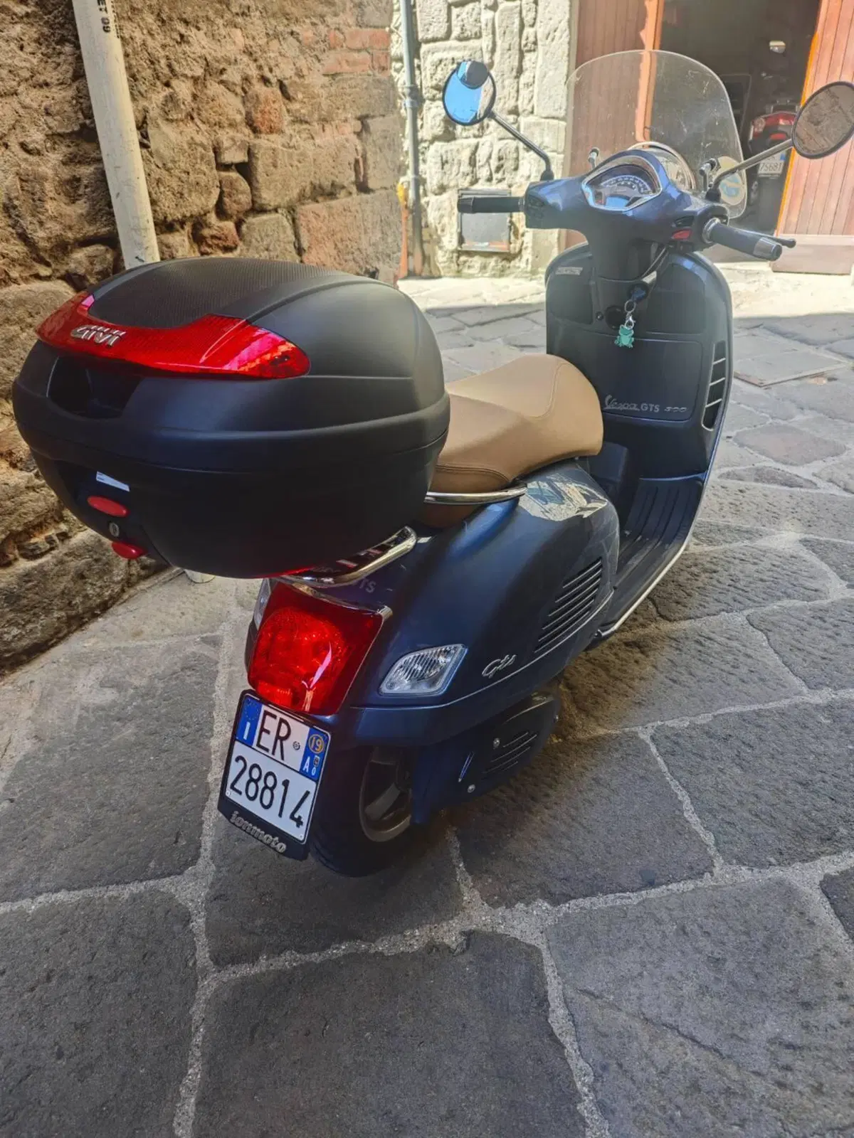 Vespa GTS 300 Touring ABS (2017 - 19) (3)