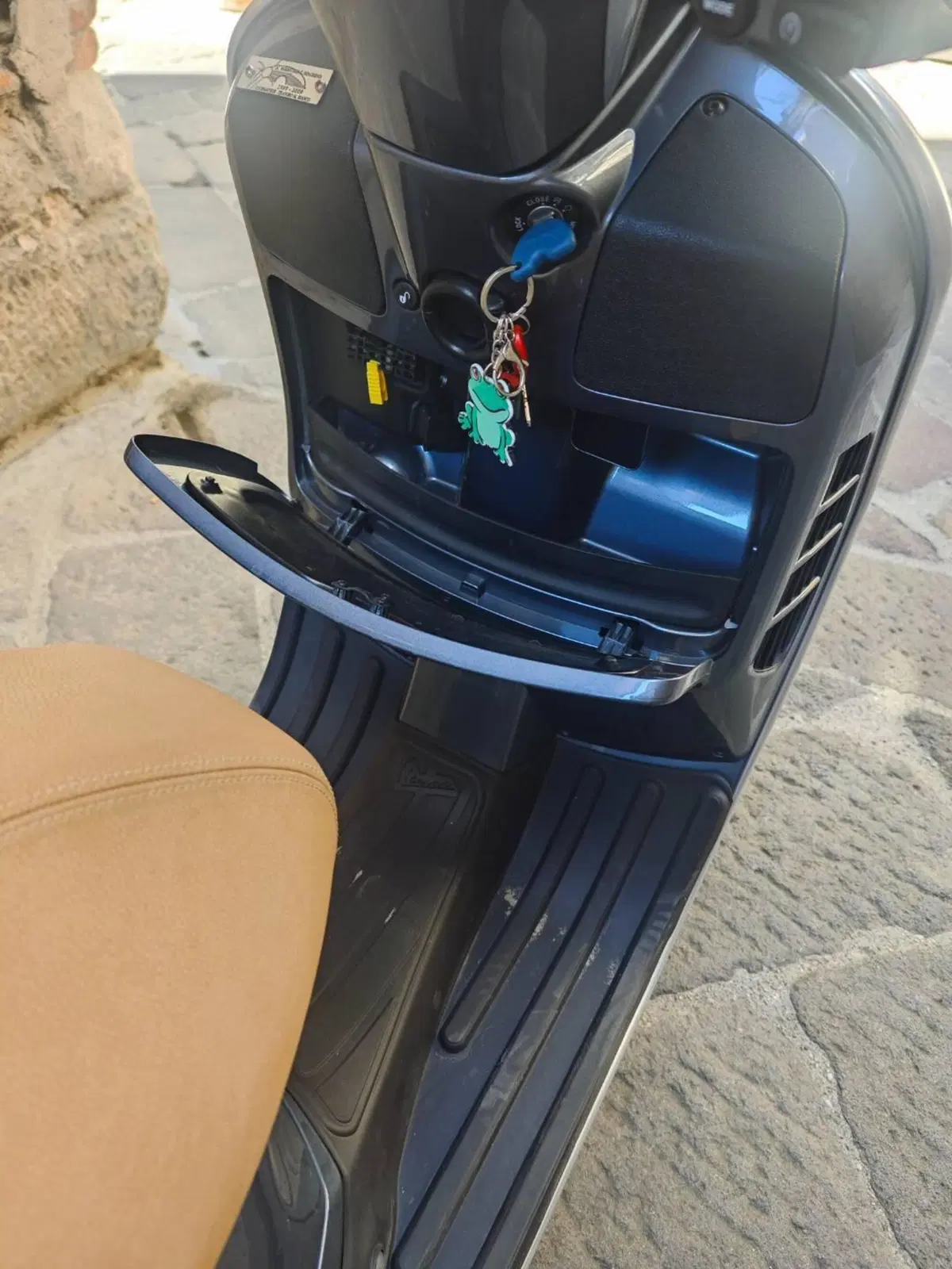 Vespa GTS 300 Touring ABS (2017 - 19) (5)