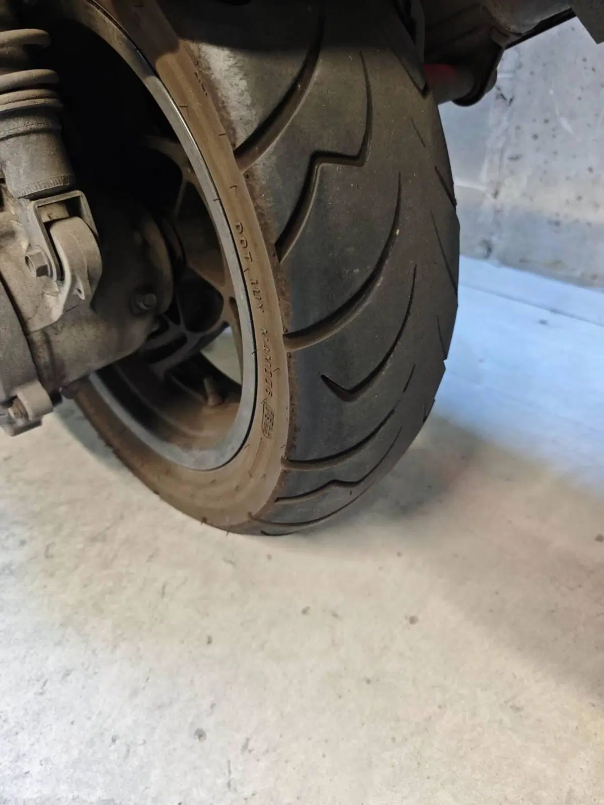 Kymco Xciting 400i S TCS (2021 - 24) (8)