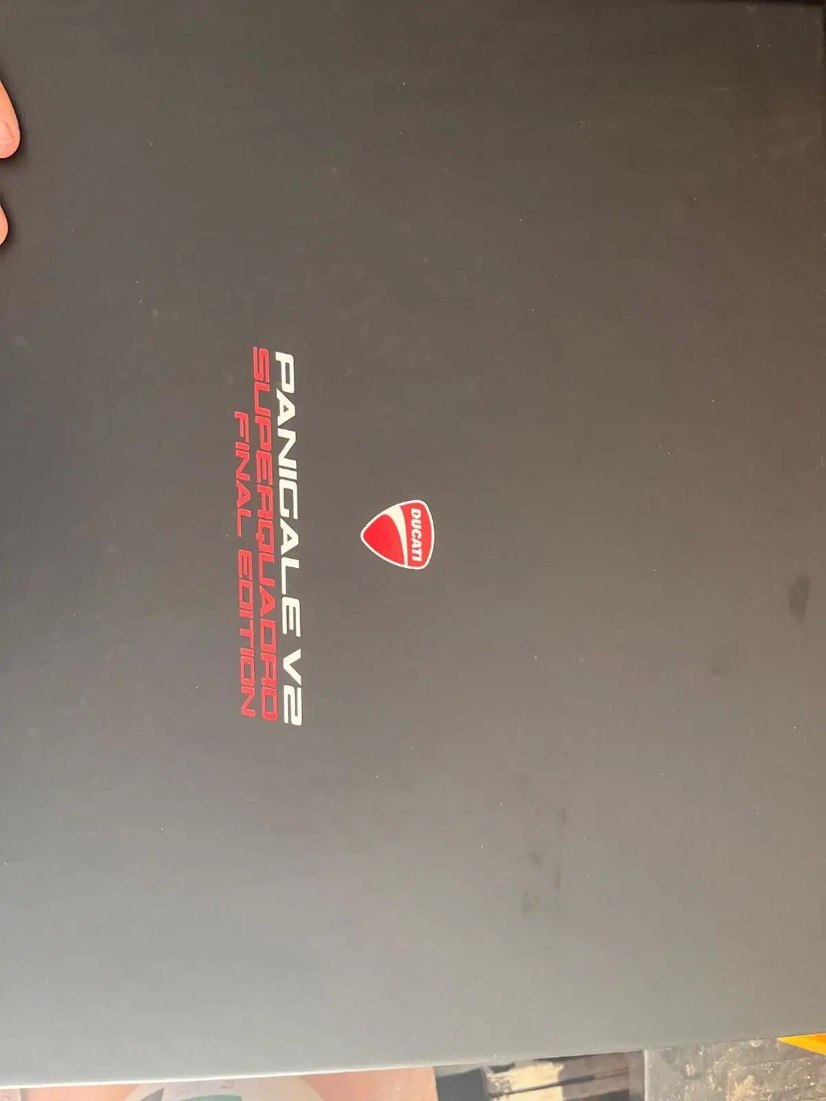 Ducati Panigale V2 Superquadro Final Edition (2024) (5)