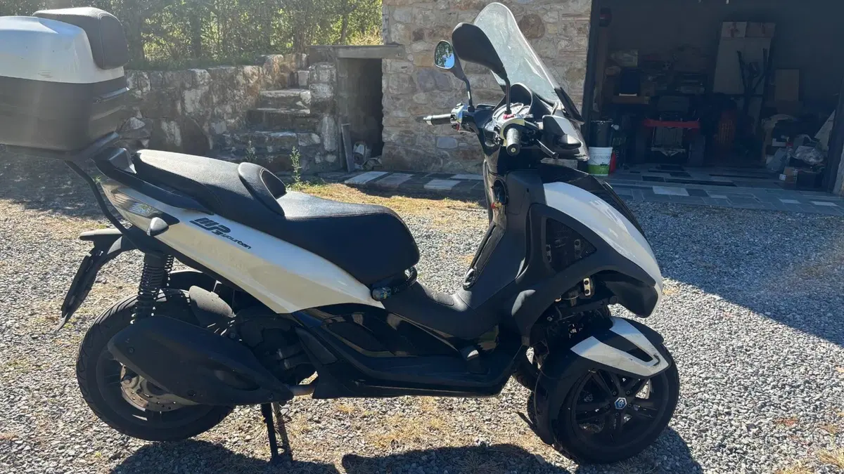 Piaggio Mp3 300 Yourban (2017 - 19) (2)