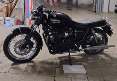 Triumph Bonneville T100 (2008 - 16) usata