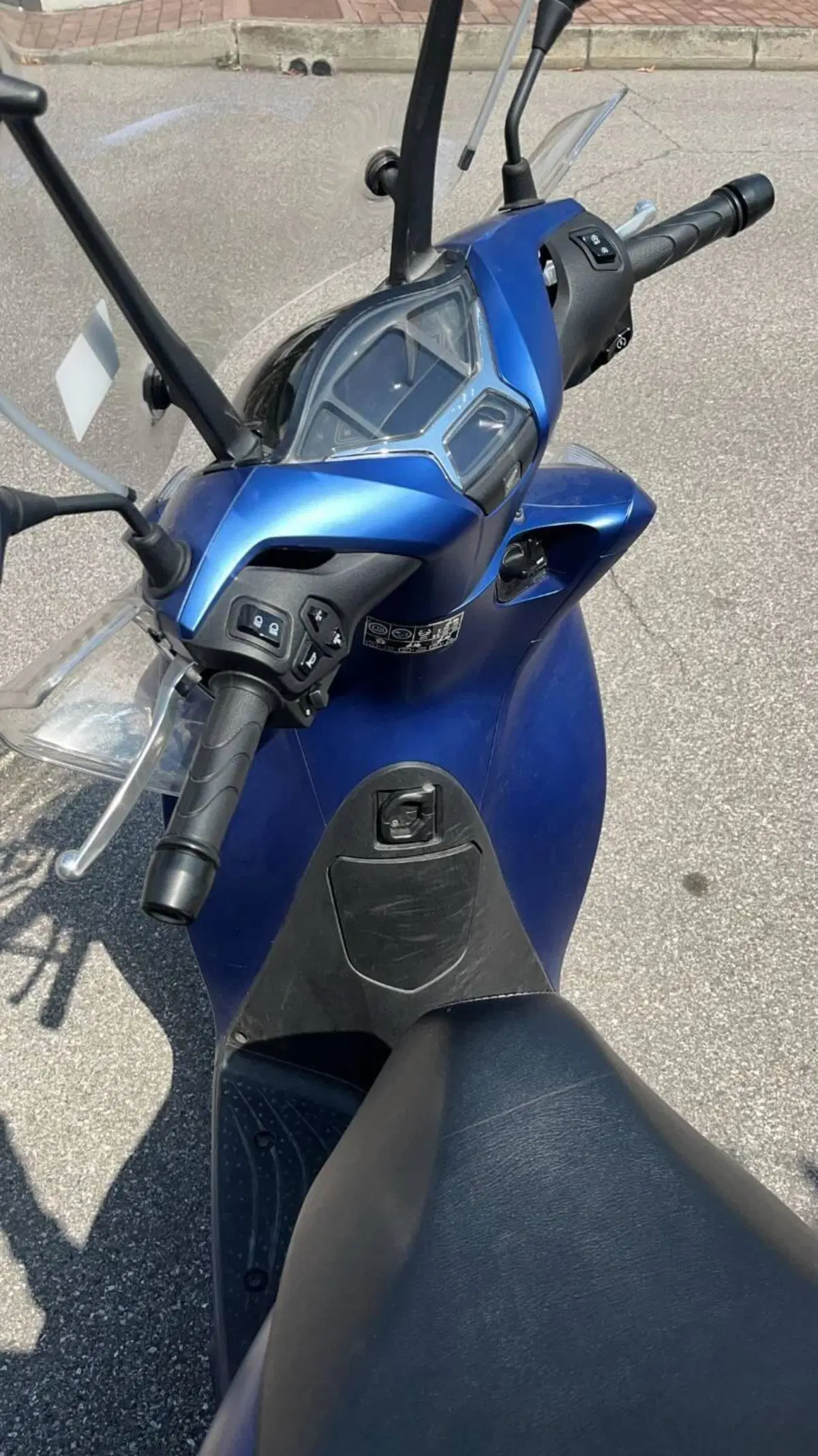 Honda SH 150i (2024 - 25) (2)