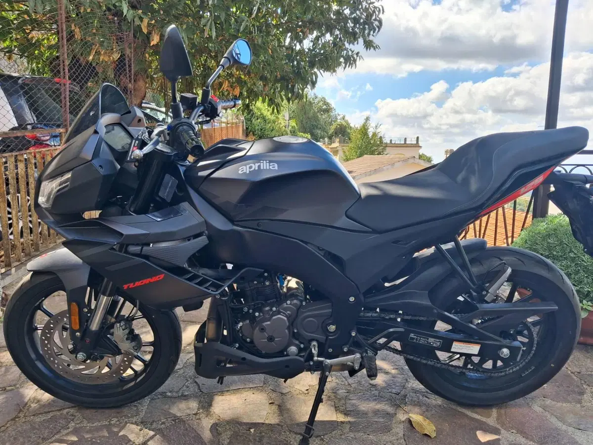 Aprilia Tuono 125 (2025 - 26) (2)