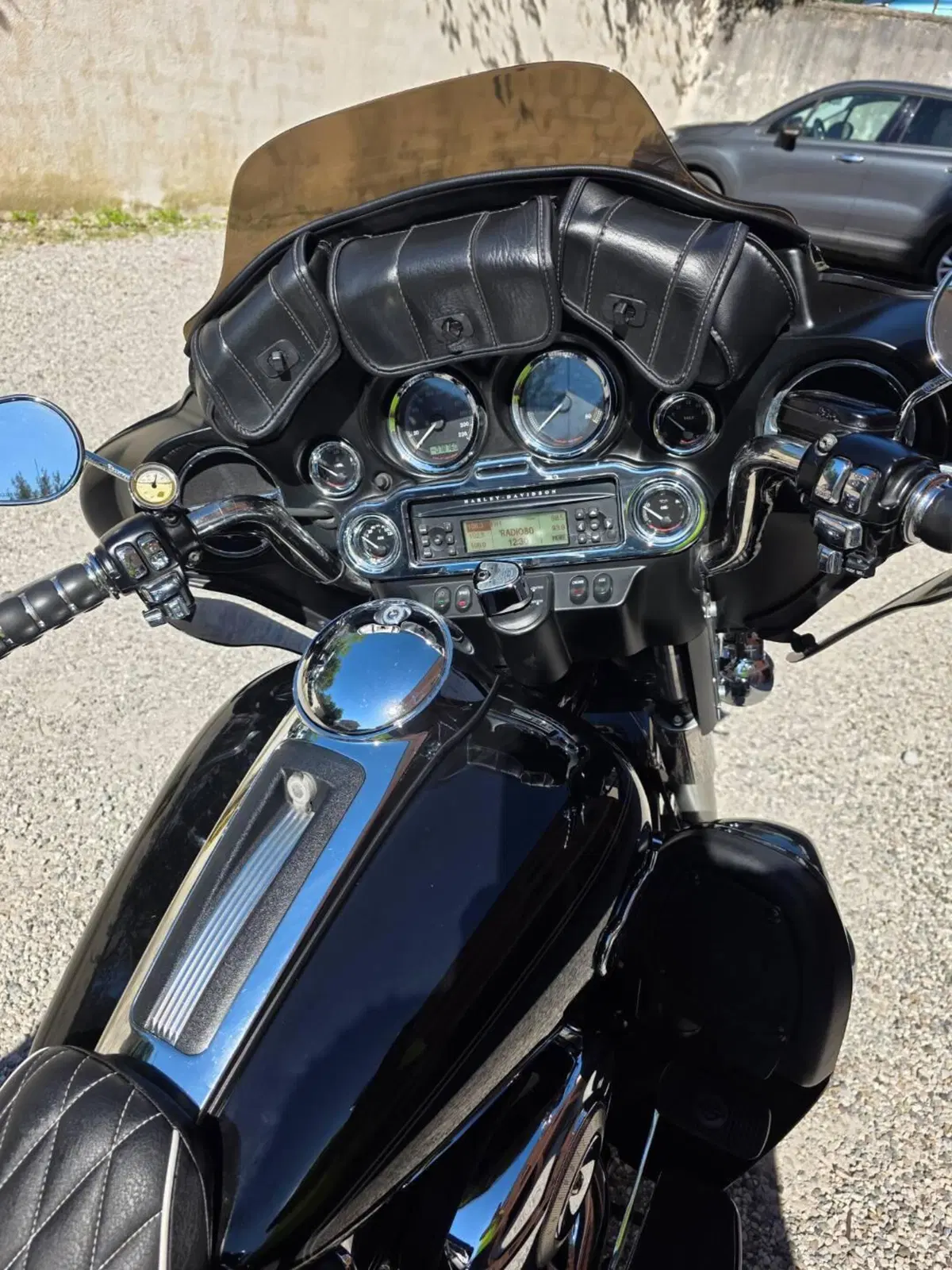 Harley-Davidson 1584 Electra Glide Ultra Classic (2008 - 13) - FLHTCU (5)