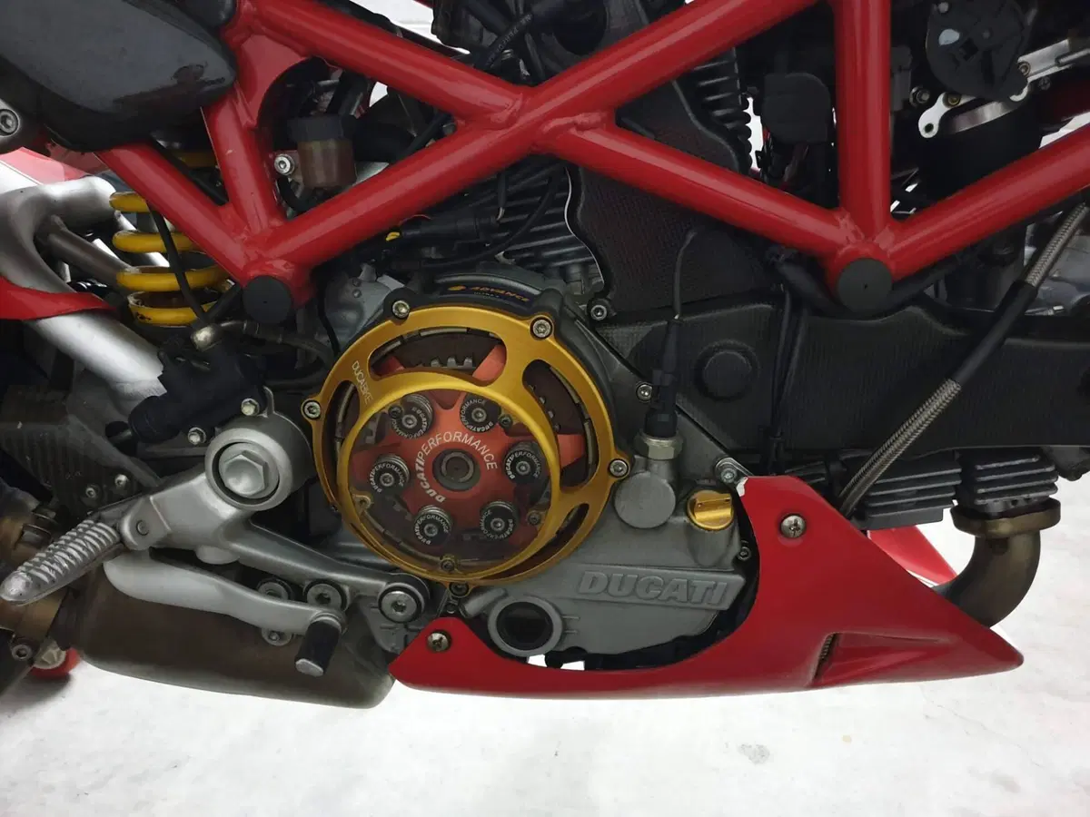 Ducati Monster S2R 1000 (6)