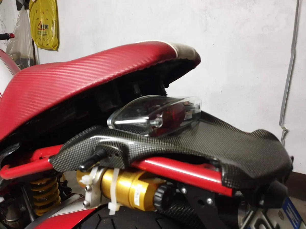 Ducati Monster S2R 1000 (11)