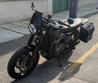 Triumph Bonneville T120 Black (2026) usata