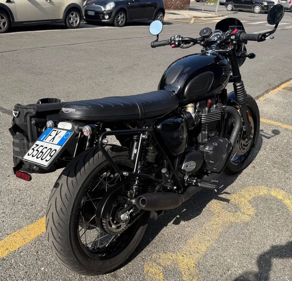 Triumph Bonneville T120 Black (2026) (3)